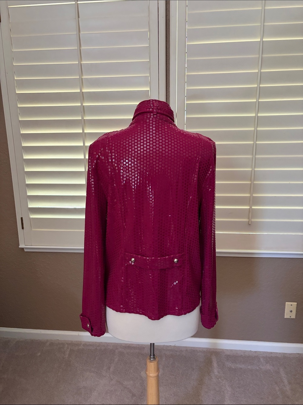 Lisa International Women's Fuchsia Studded Zip-Front Jacket size M new - Picture 4 of 6